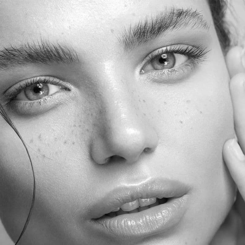 Skin renewal facial treatment